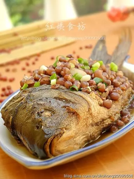 红小豆焖鲤鱼