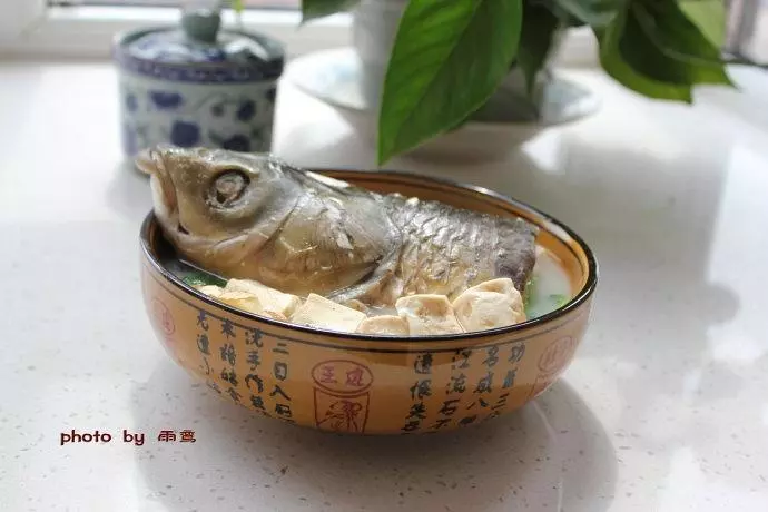 鱼头豆腐汤