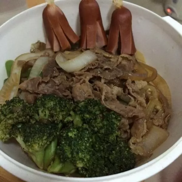 超多肥牛蓋燒飯