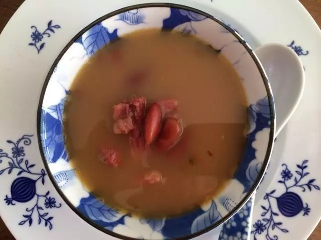 扁豆猪蹄煲汤
