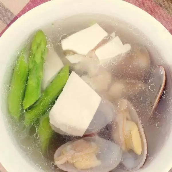豆腐花甲蘆筍湯