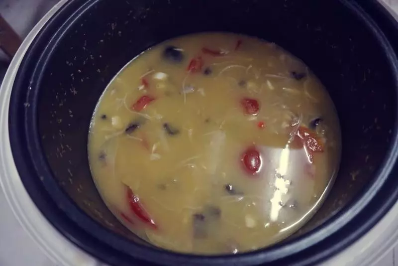 鸭蛋菌类汤