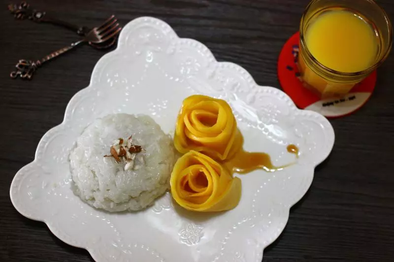 泰式椰浆芒果糯米饭