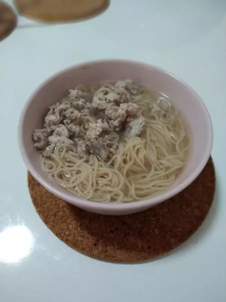 瘦肉湯麵