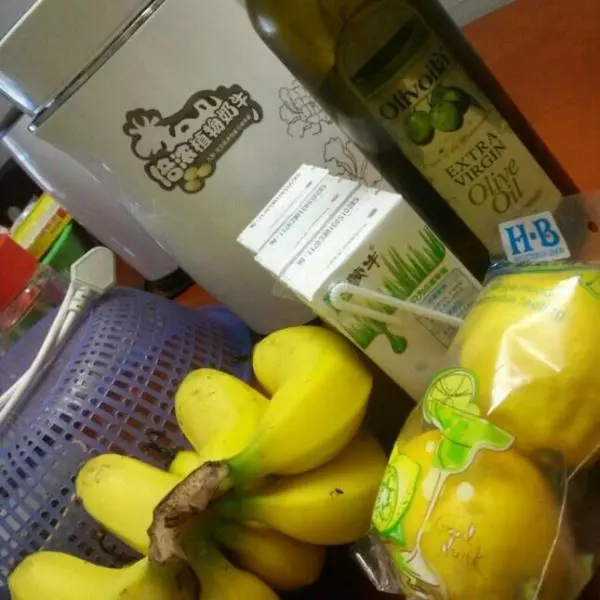 柠檬香蕉奶昔(豆浆机)