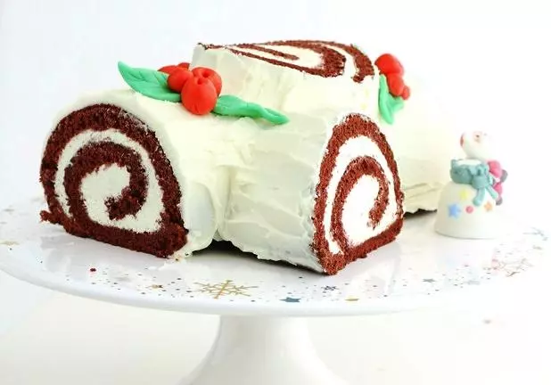 圣诞树干蛋糕(红丝绒树干蛋糕)