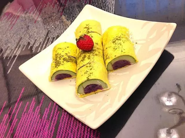 蛋皮黃瓜紫薯卷