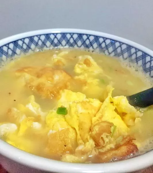 葱花煎蛋汤