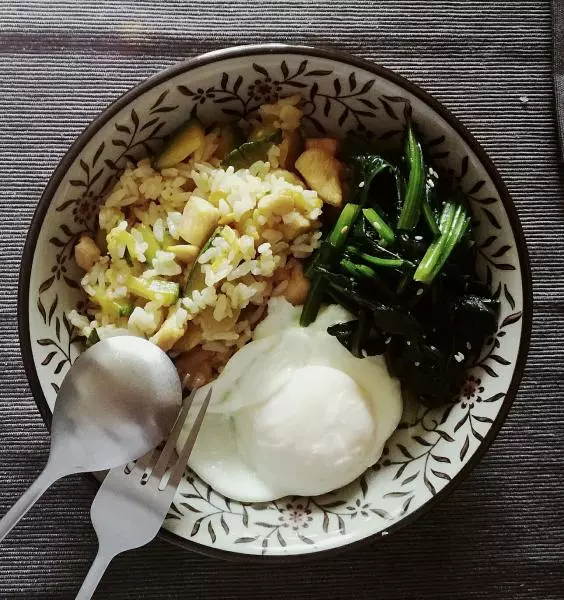 「低卡減脂」小南瓜雞胸飯配菠菜水煮蛋