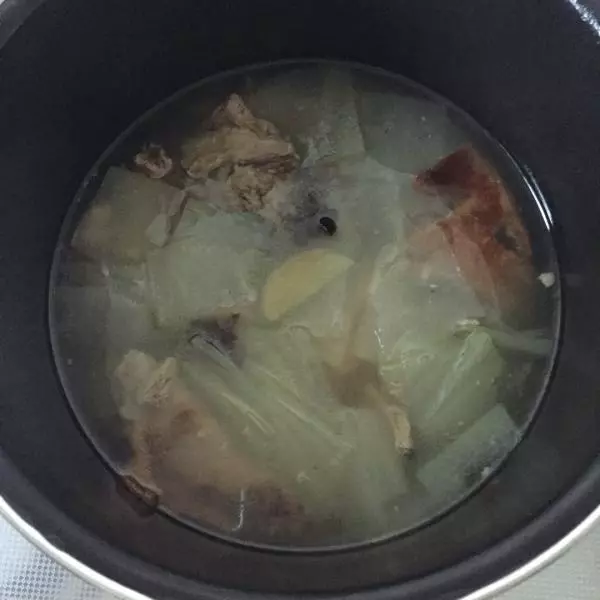 鴨架冬瓜湯