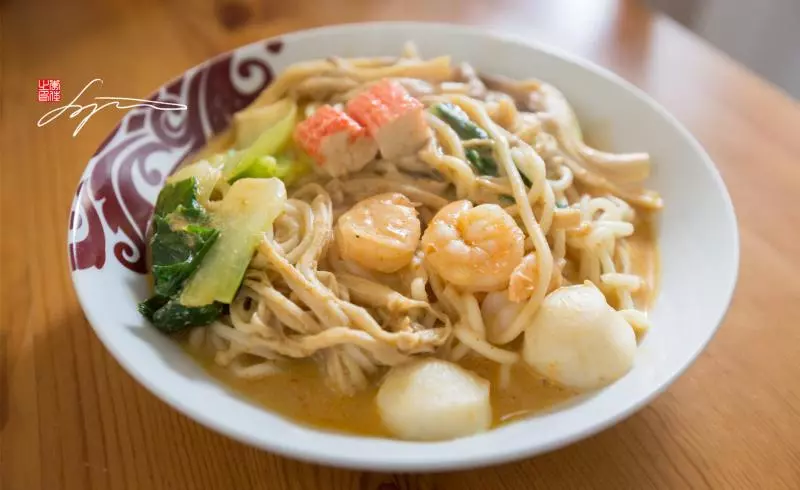 新加坡叻沙面（Laksa noodles）