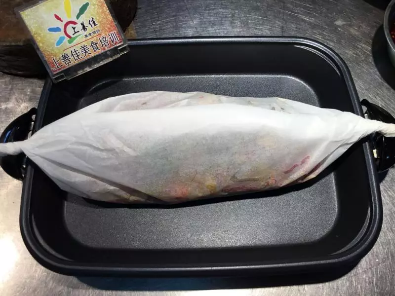 纸上烤鱼纸包鱼做法怎么做好吃纸上烤鱼的家常做法【图文】