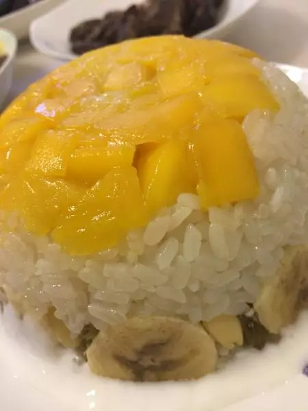 榴梿芒果八宝饭