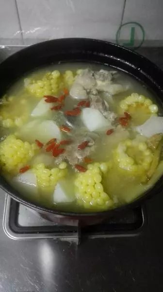玉米山药排骨汤（铸铁锅版）