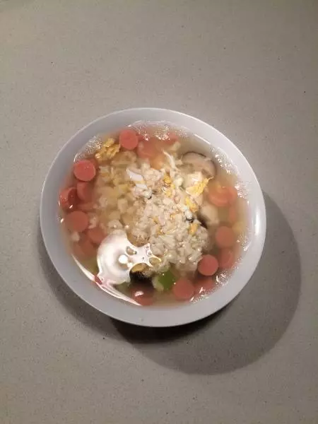 滑豆腐火腿香菇湯