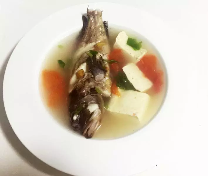 跟着小神做美食——西红柿石斑鱼汤
