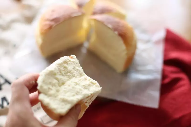 网络“红包” 酸奶奶酪包