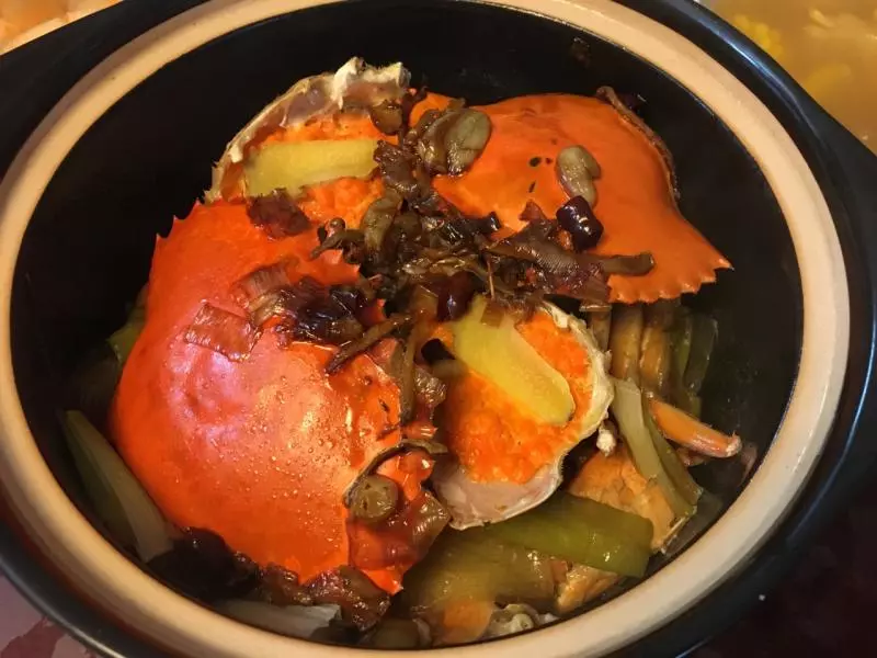 葱姜青蟹煲