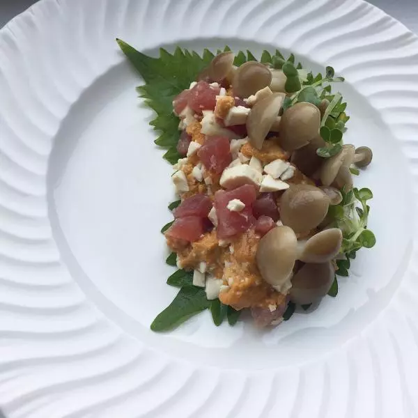 海胆豆腐海鲜刺身