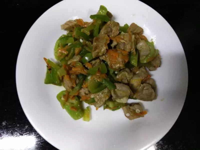 狗飯-蘿蔔日常飲食-牛肉小炒