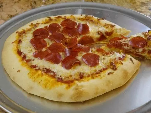 优雅烘焙第59集:史上最快速简单好吃的披萨(料理机版）视频及操作流程