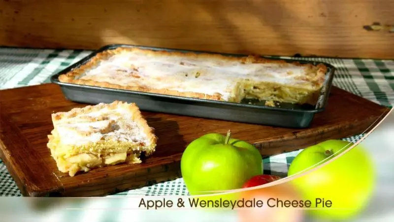 【保罗教你做布丁和派】苹果温斯利代干酪派