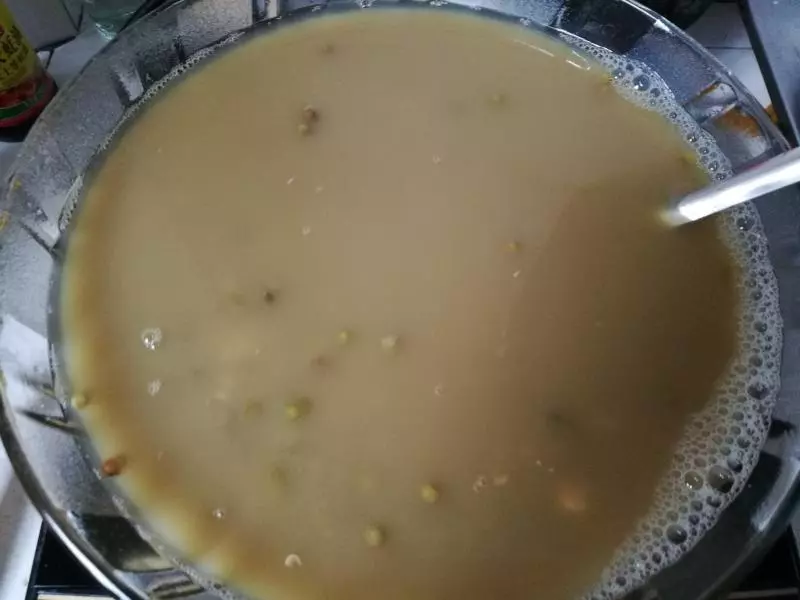 莲子百合绿豆汤