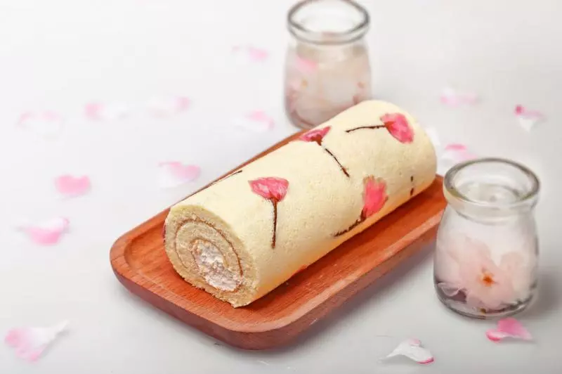 Bakingpie-蘊含浪漫風情櫻花蛋糕卷