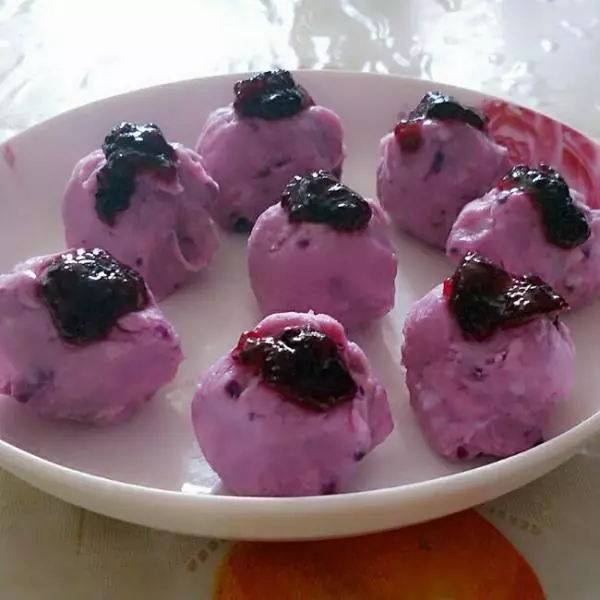 蓝莓紫薯山药球