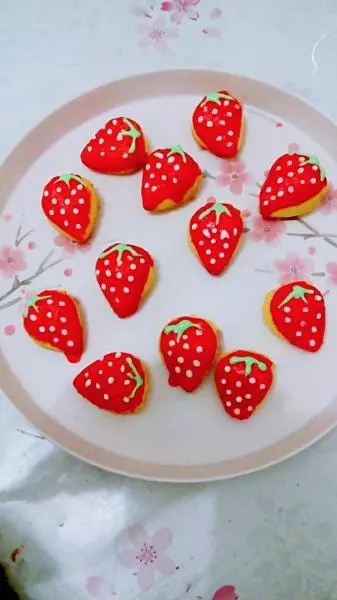草莓造型迷你蛋糕