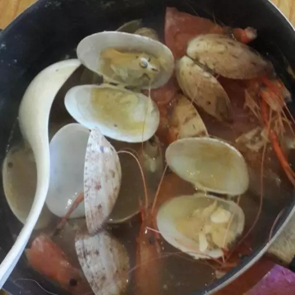 胡椒番茄花蛤汤