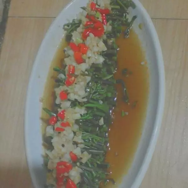 凉拌野蕨菜