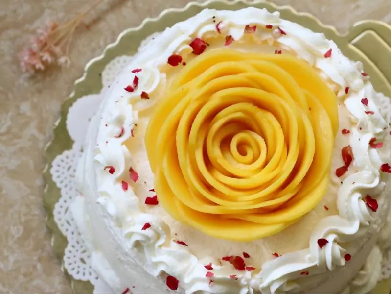 椰香芒果玫瑰奶油蛋糕