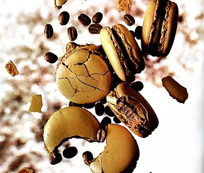 （II）Pierre Hermes的咖啡无限马卡龙—咖啡甘纳许馅，附巧克力甘纳许制作步骤图解