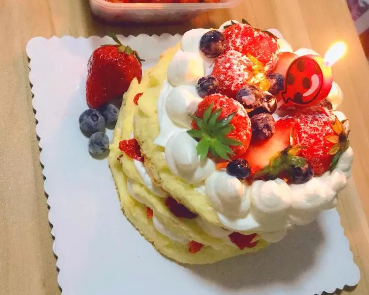 6寸威风蛋糕/草莓奶油生日蛋糕