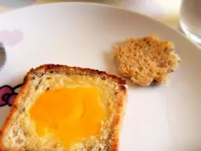 鸡蛋煎土司