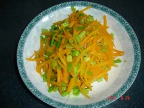 紅蘿蔔炒芹菜