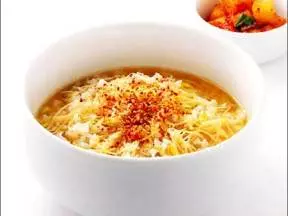 韩国拌饭-黄豆芽汤饭