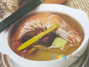 黄芪红枣炖大虾