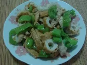 青椒炒魚餅