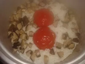 整粒番茄飯