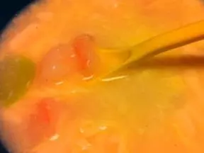 滑蛋虾仁豆腐豆瓣汤